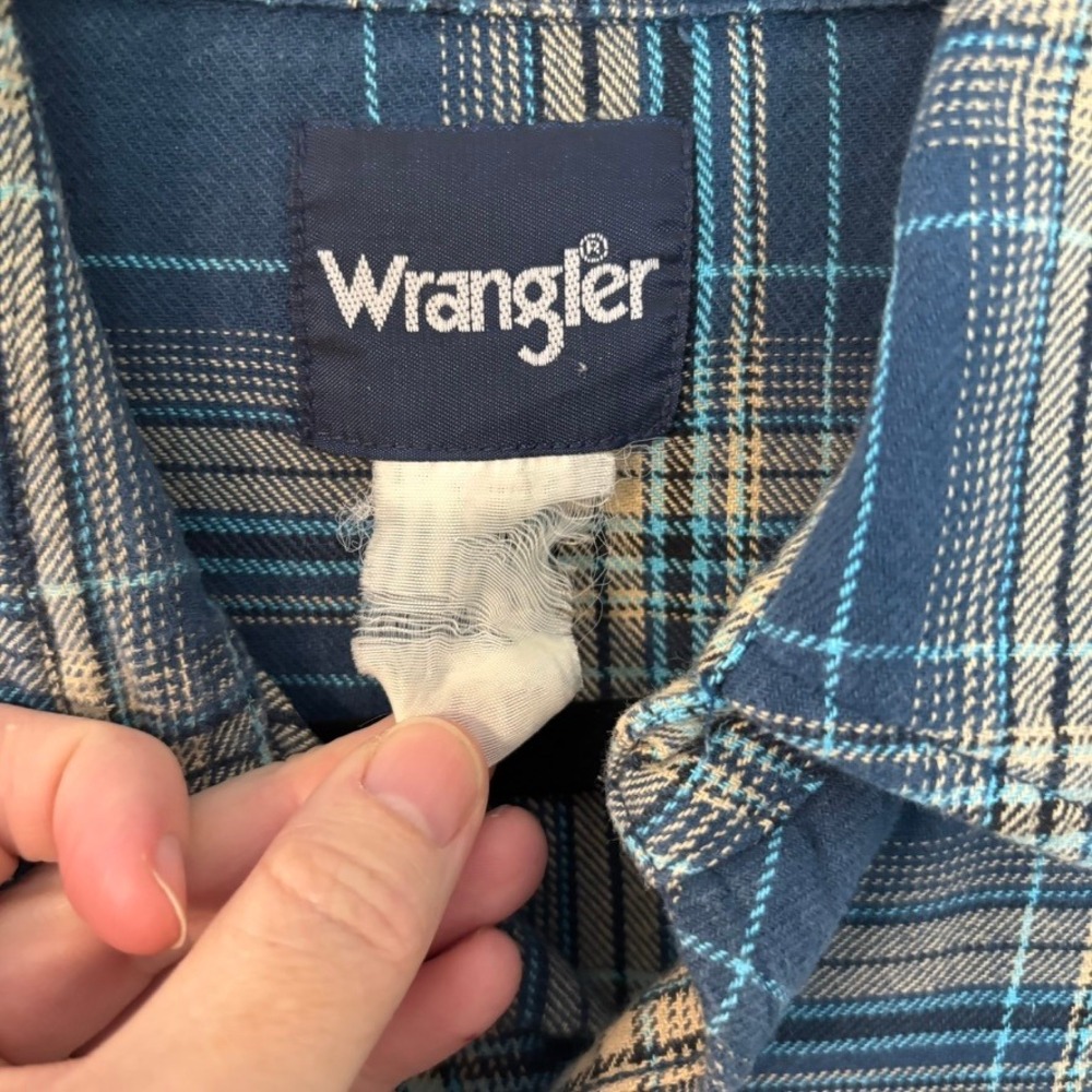 Wrangler Mens XL Blue Plaid Western Pearl Snap Shirt Long Sleeve Raw Hem Grunge - Picture 5 of 16
